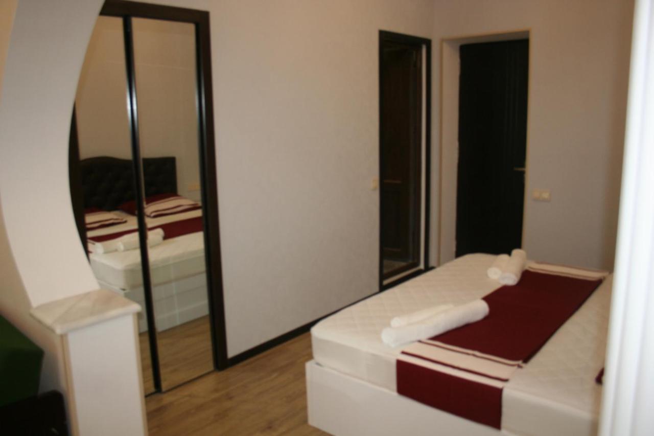 Guest House Medea Kutaisi Luaran gambar